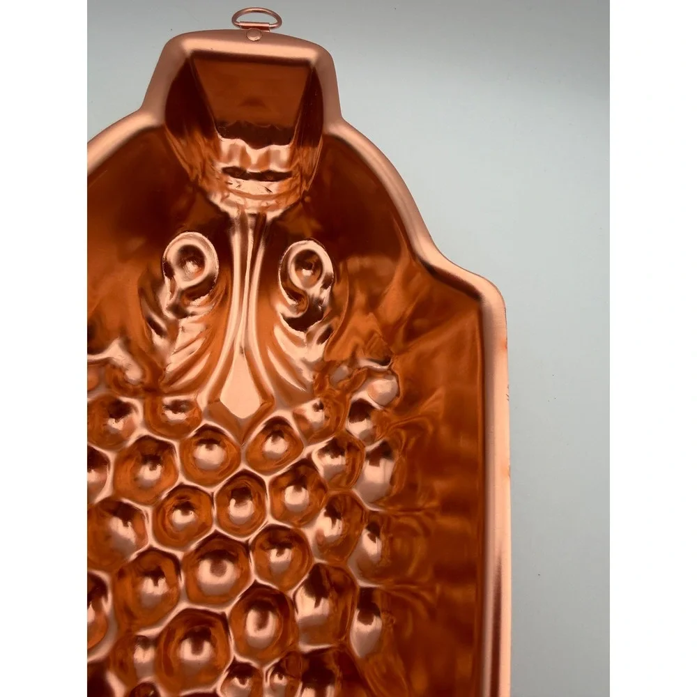 Vintage Copper Grape Cluster Gelatin Cake Mold Wall Hanging‎ Decor H066